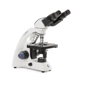 Microscopio binocular BB-4260 de la serie BioBlue con luz LED.